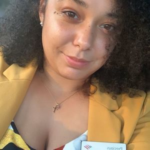 Meet your Posher, Precious